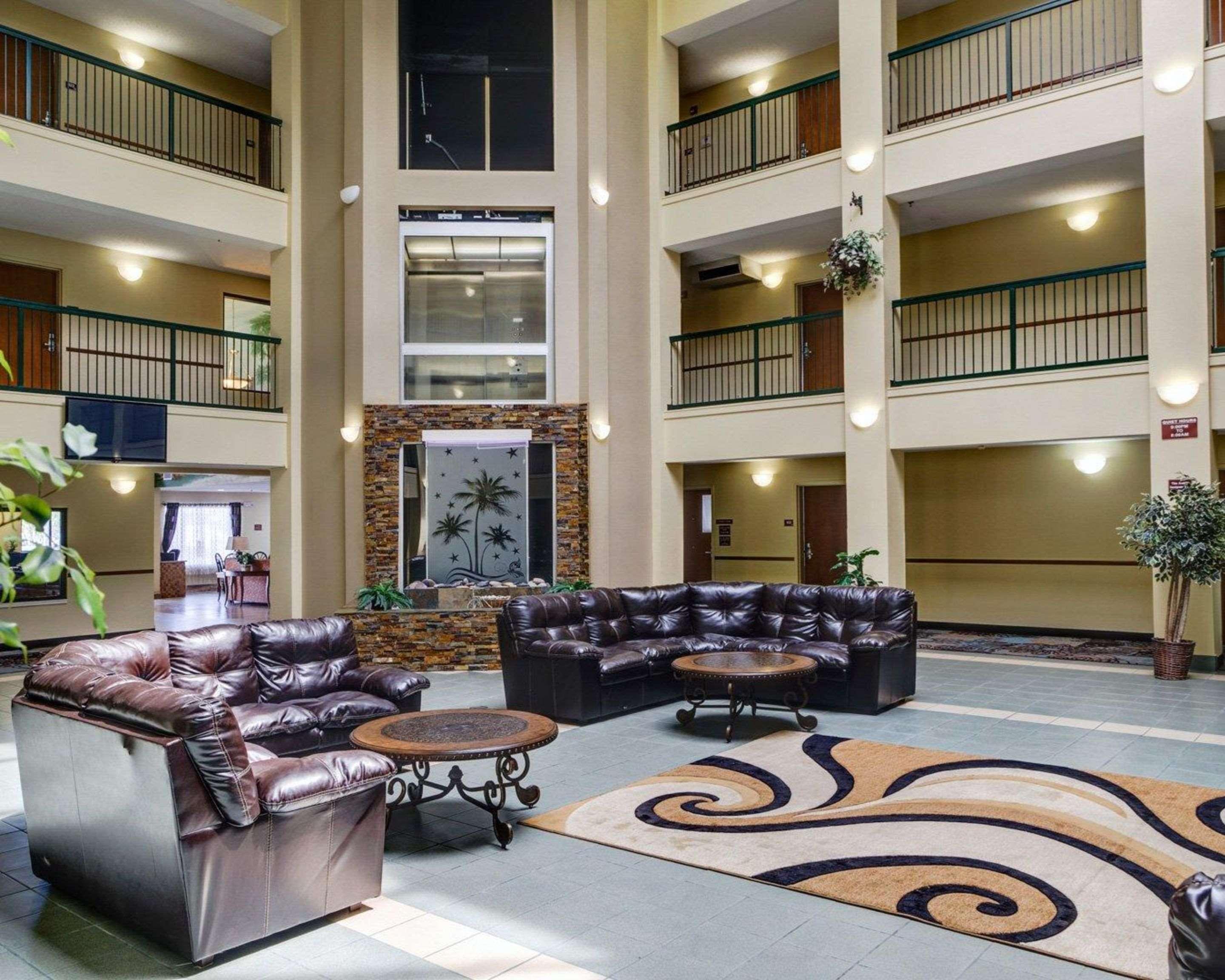 Quality Suites Baton Rouge East - Denham Springs Exterior foto